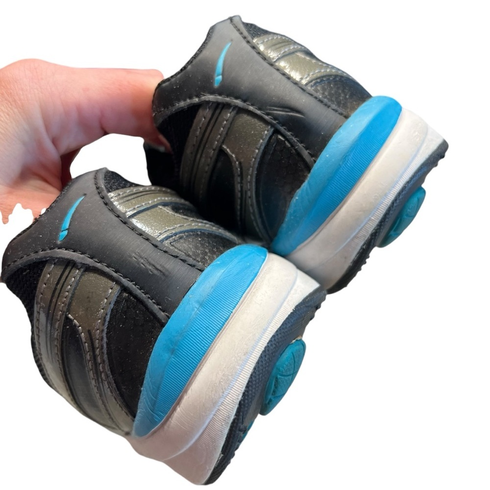 L.A. Gear Black Silver Teal Women's Sneakers - Picture 3 of 9